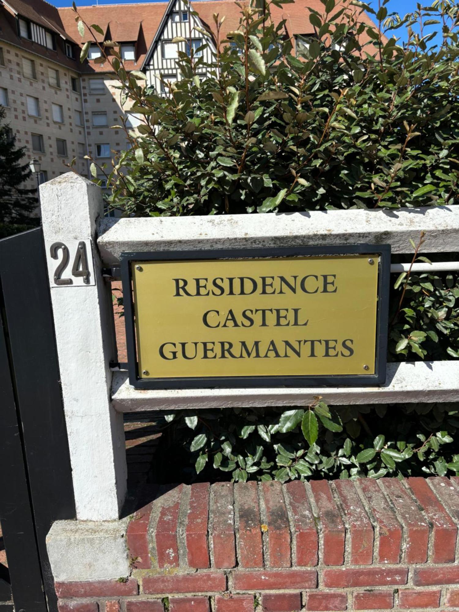Studio En Rez De Jardin Deauville Centre Et Plage المظهر الخارجي الصورة